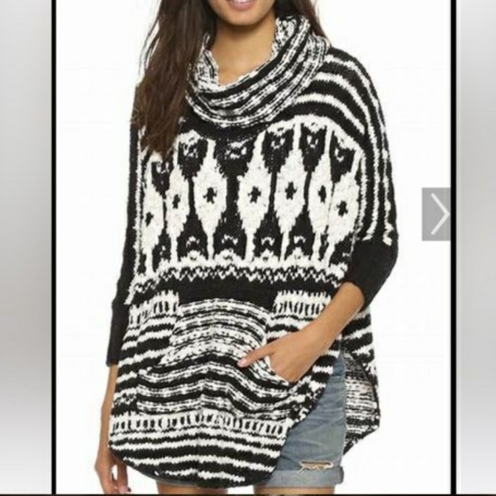 free people Rosie Lee XS chunky oversized poncho sweater - black and white aztec